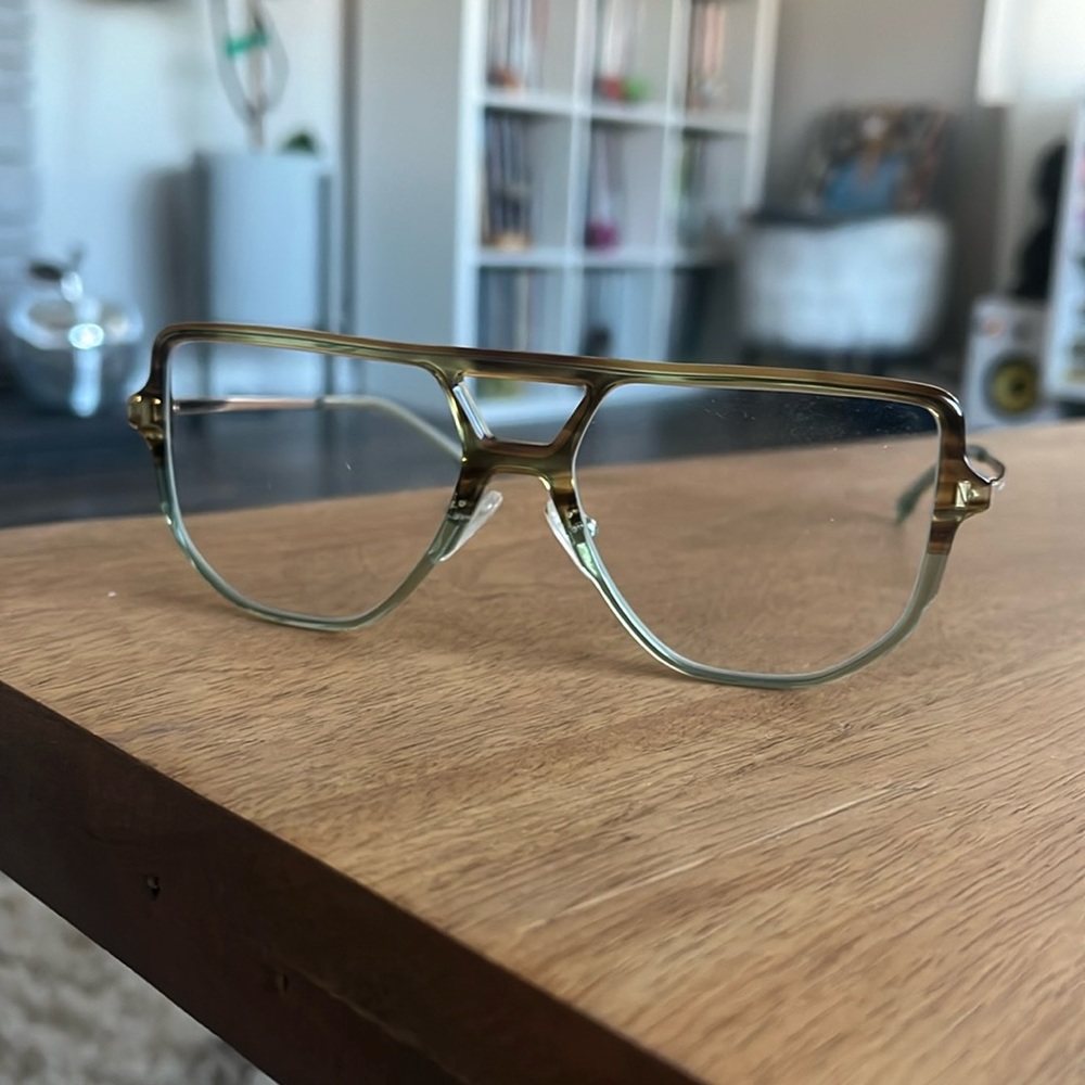 Fashion reading glasses